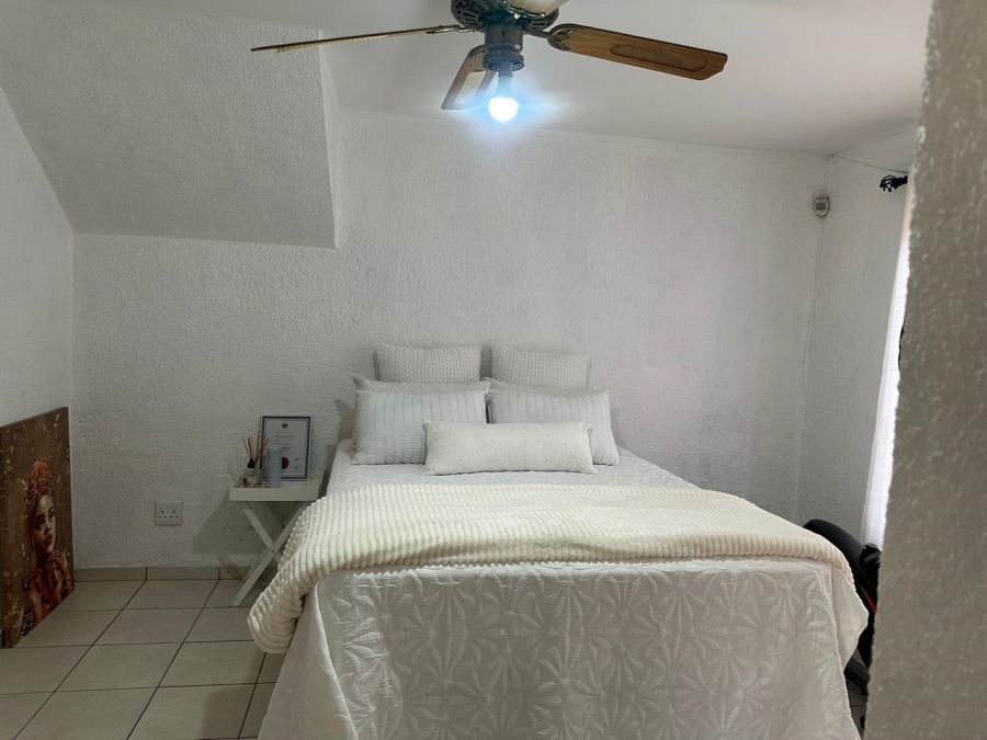 9 Bedroom Property for Sale in Safari Gardens North West